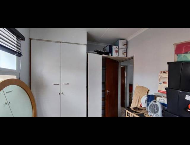 2 BEDROOM APARTMENT FOR SALE IN ALBERTON CENTRAL